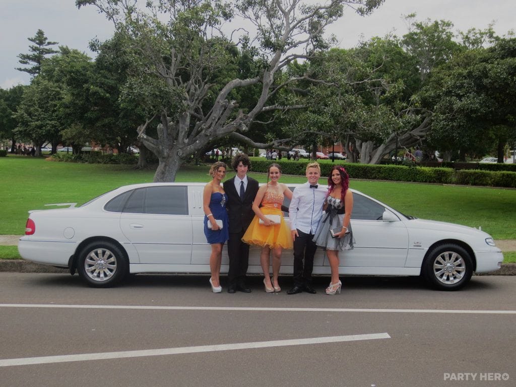 Wollongong Limousine Services - limousine hire in Wollongong