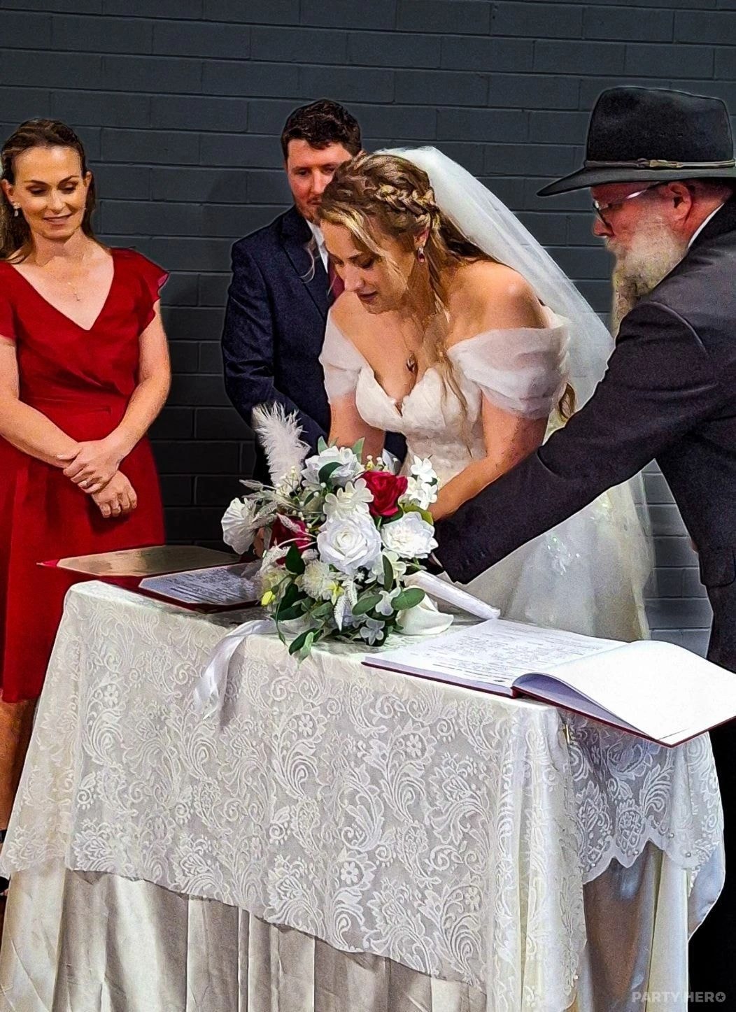 Riseabove Ceremonies - wedding celebrant in Brisbane