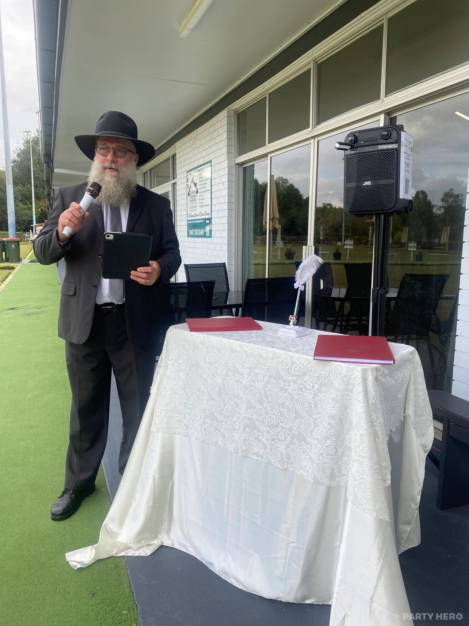 Riseabove Ceremonies - wedding celebrant in Brisbane