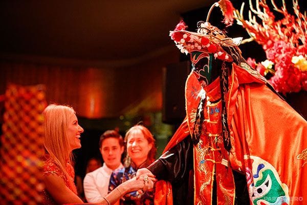 Illusionist Junho activity in Sydney - group bookings