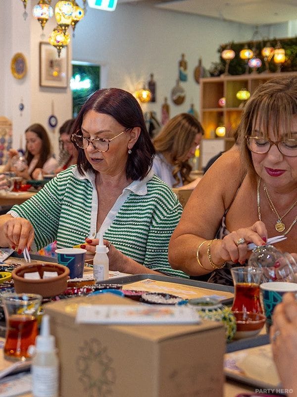 Art Masterclass Sydney paint & sip in Sydney - group bookings