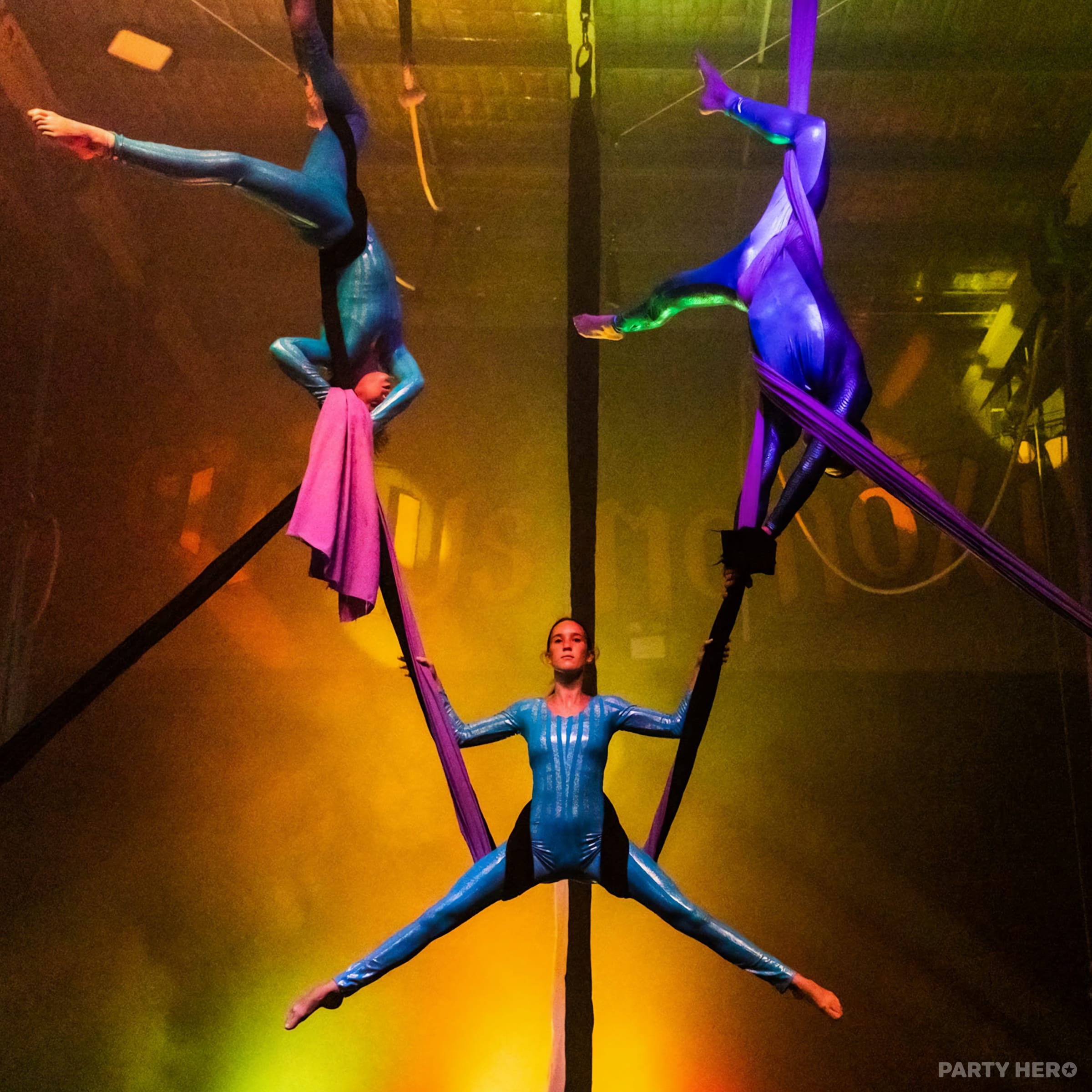 Circus Monoxide - circus and dance performers in Wollongong