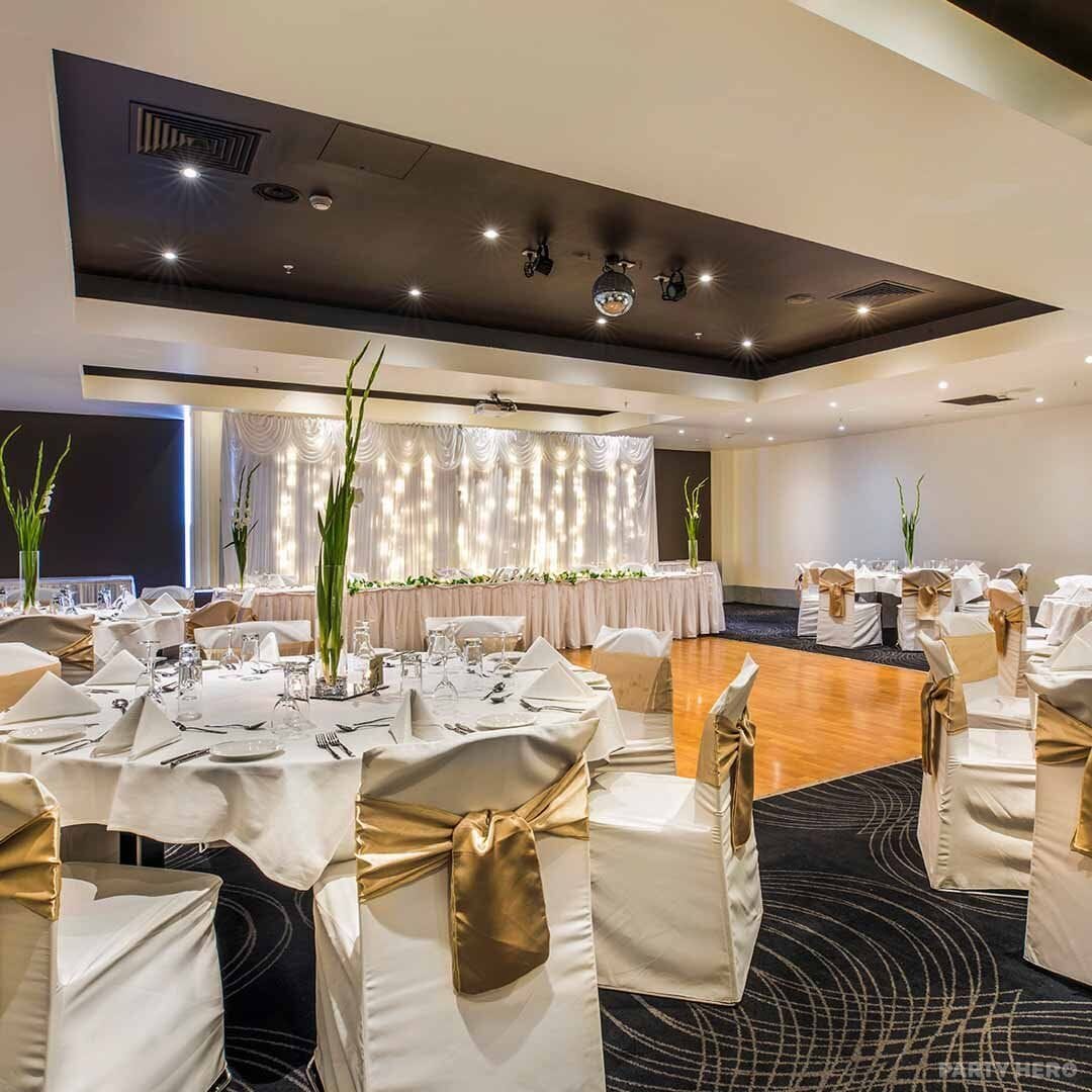 Fountain Gate Hotel - party venue in Melbourne