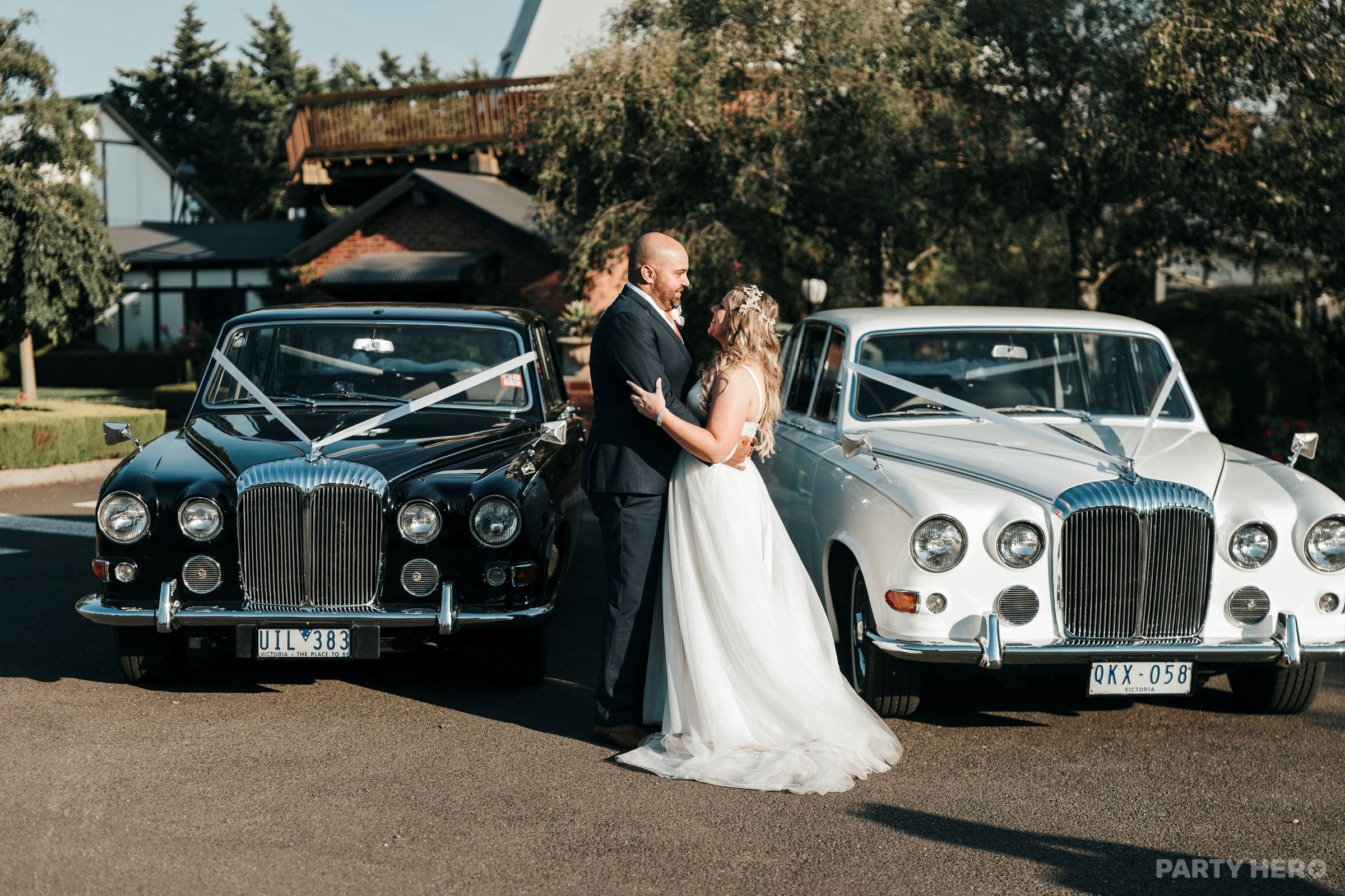 Classic & Prestige Wedding Car Hire - wedding car hire in Melbourne