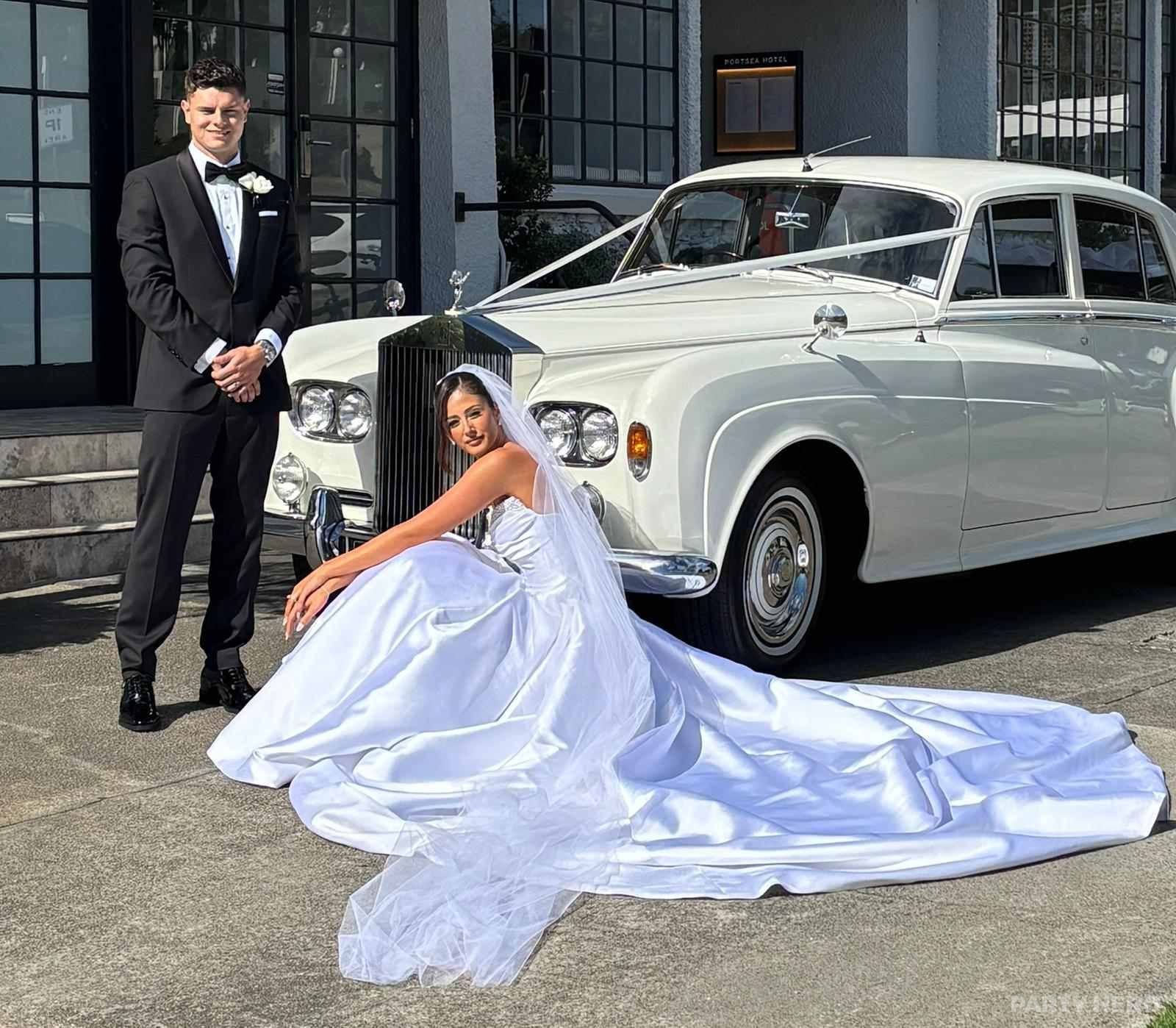 Classic & Prestige Wedding Car Hire - wedding car hire in Melbourne