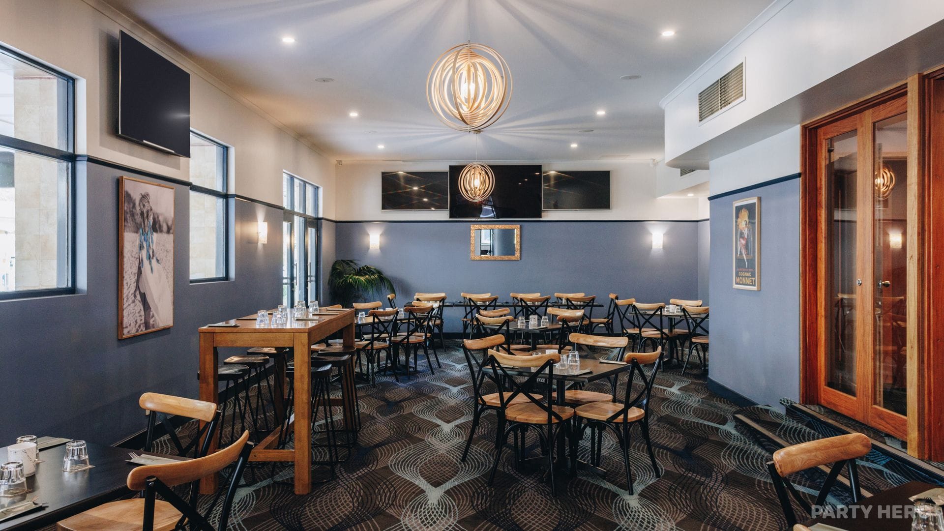 The Belmore Hotel - party venue in the Hunter Valley