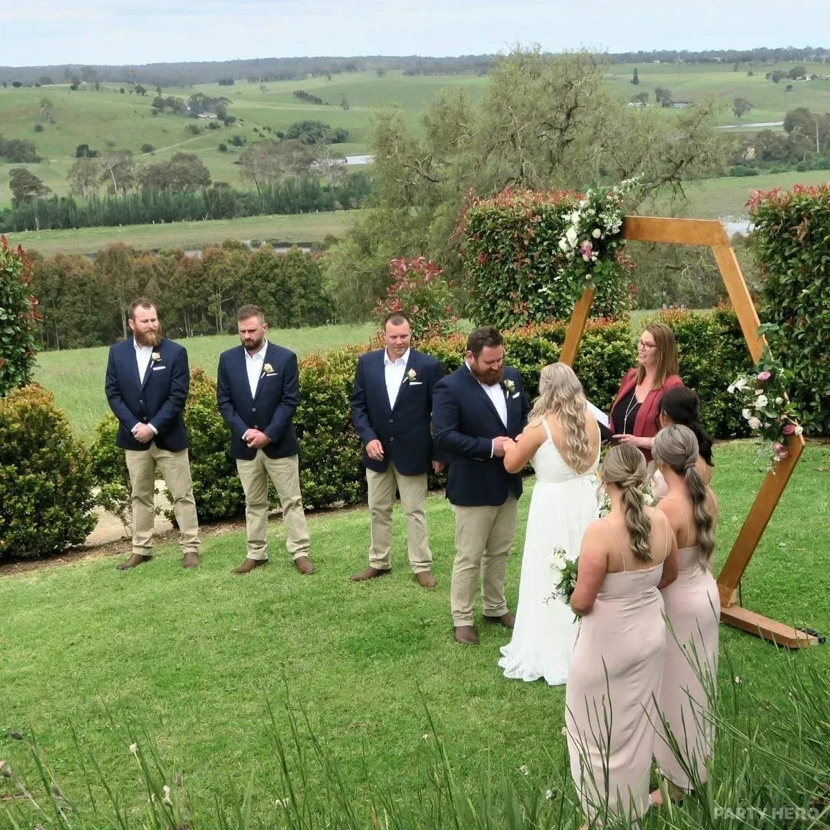 Lisa Newman Marriage Celebrant - wedding celebrant in the Yarra Valley