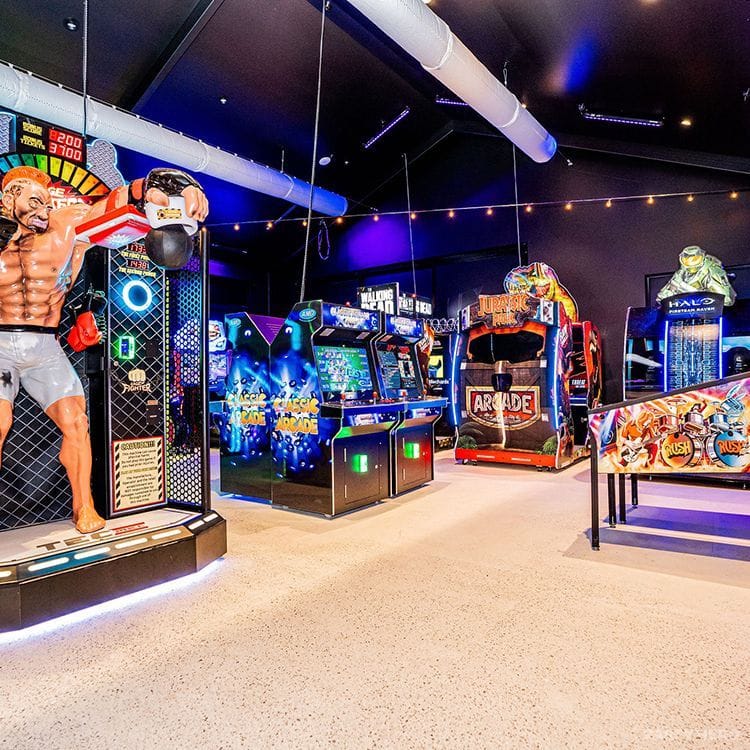 Swing City Golf mini golf in Sydney - group bookings