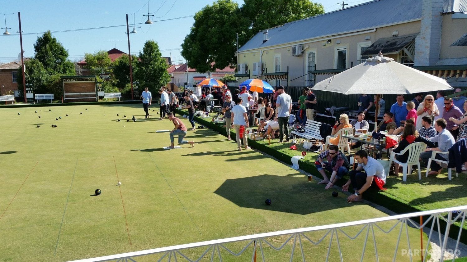 Thornbury Bowls Club - barefoot bowls in Melbourne