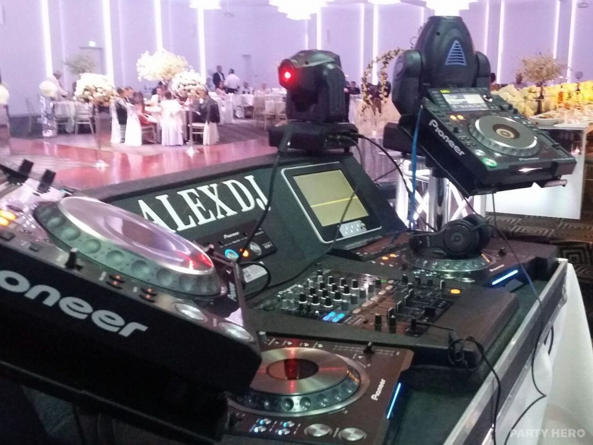 Alex DJ Entertainment activity in Sydney - group bookings