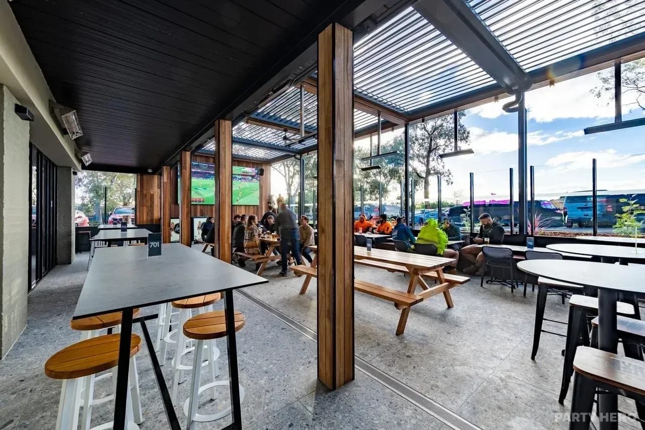 Stamford Inn - party venue in Melbourne