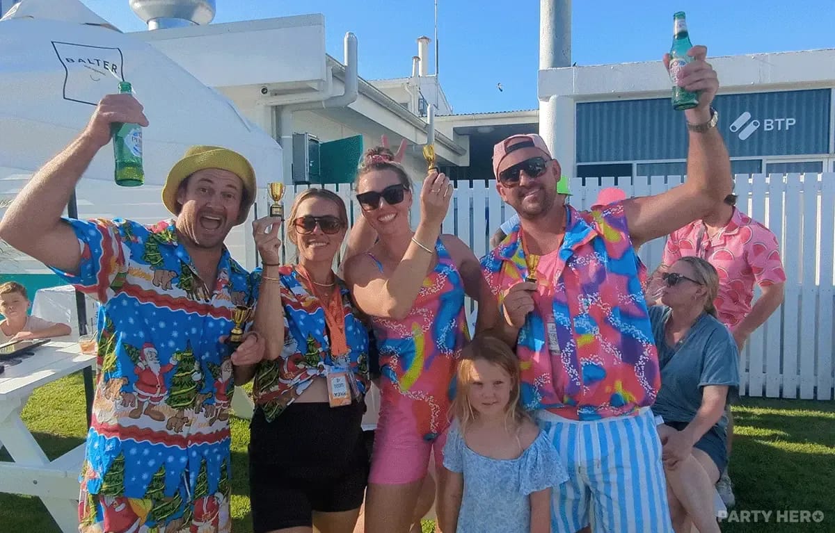Corporate Amazing Race scavenger hunt in Sydney - group bookings
