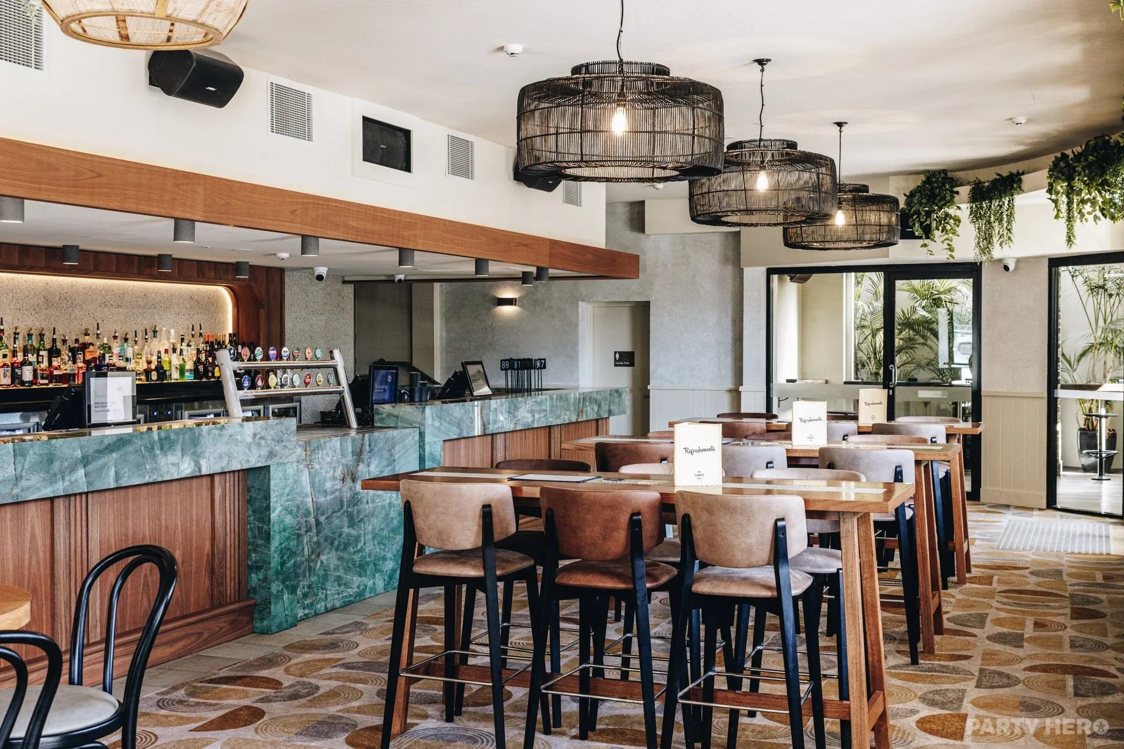 The Lakes Hotel - party venue on the Central Coast