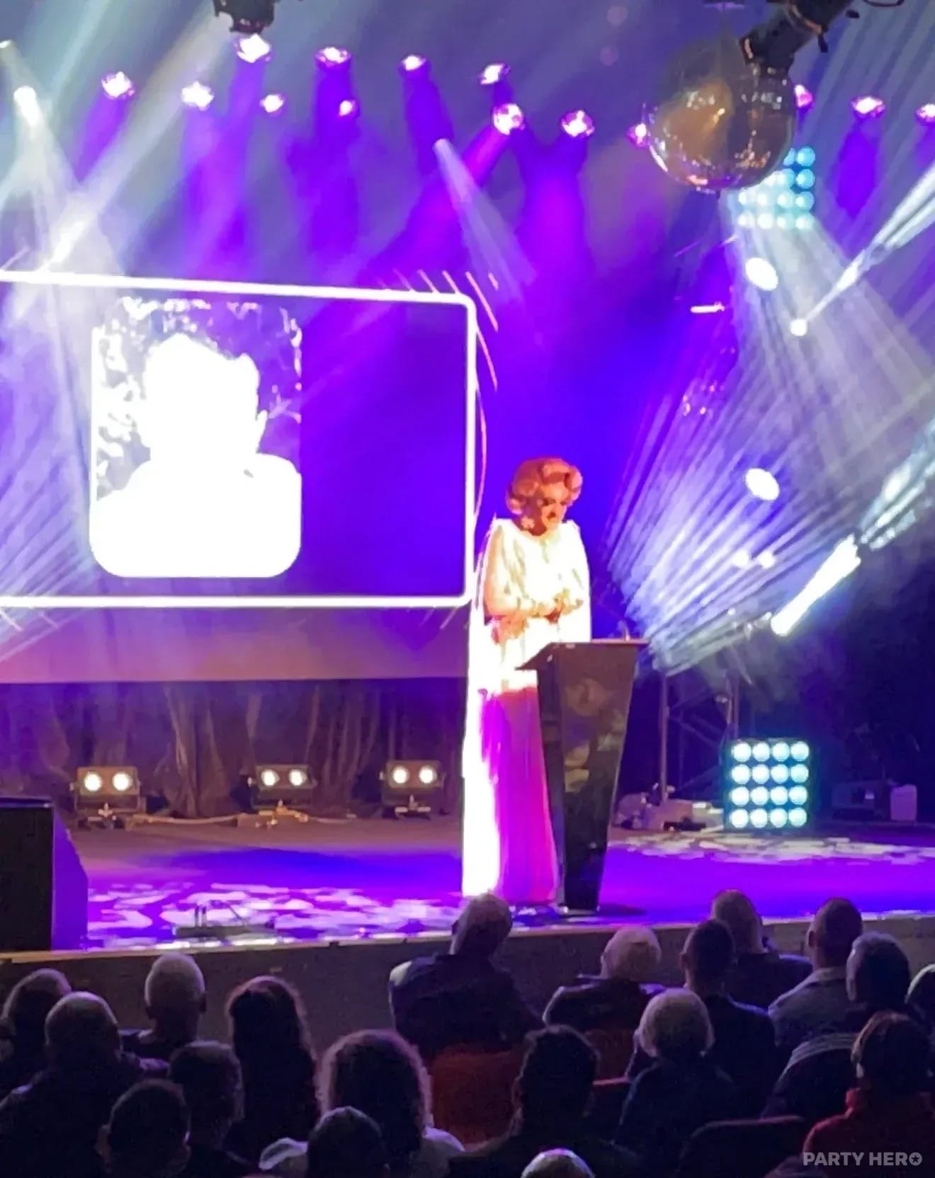 Minnie Cooper - drag queens in Sydney