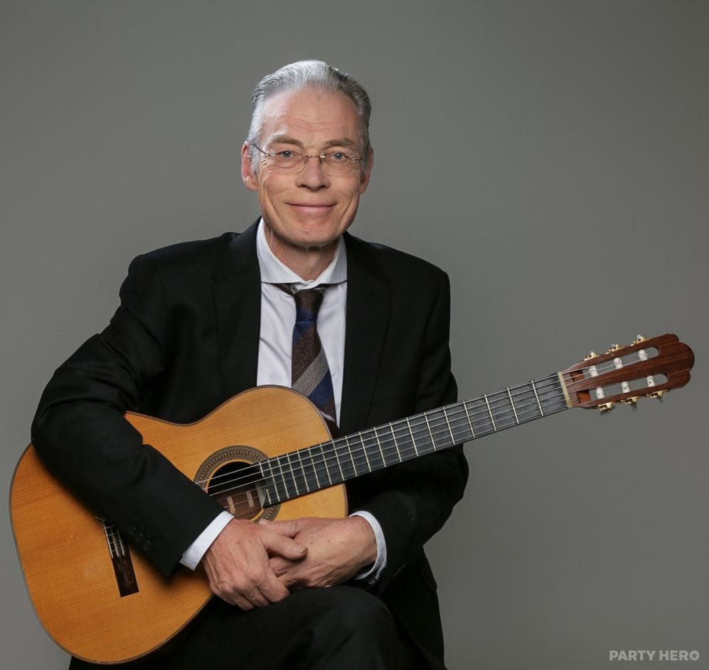Alan Plummer Guitar - guitarists in Sydney
