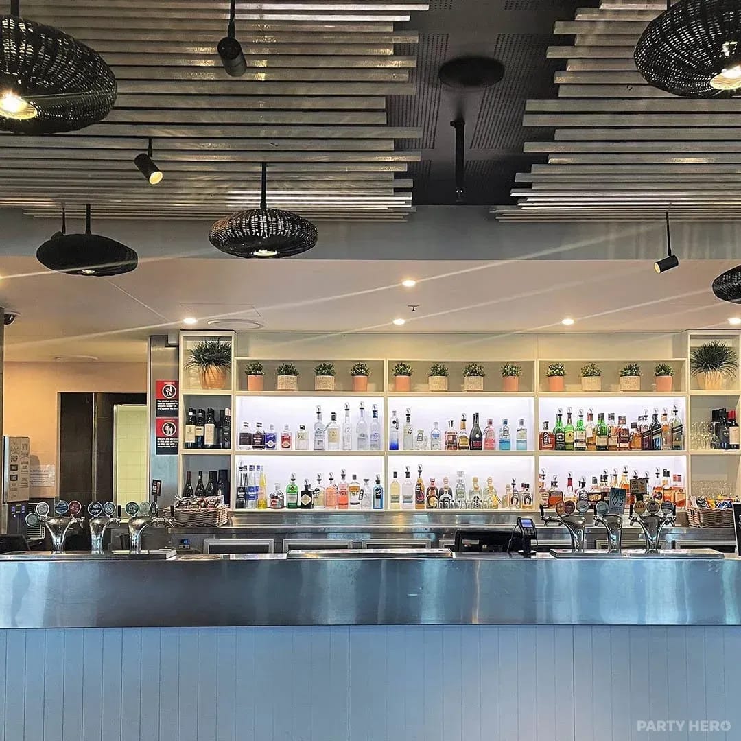 Narrabeen Sands Hotel - party venue in Sydney