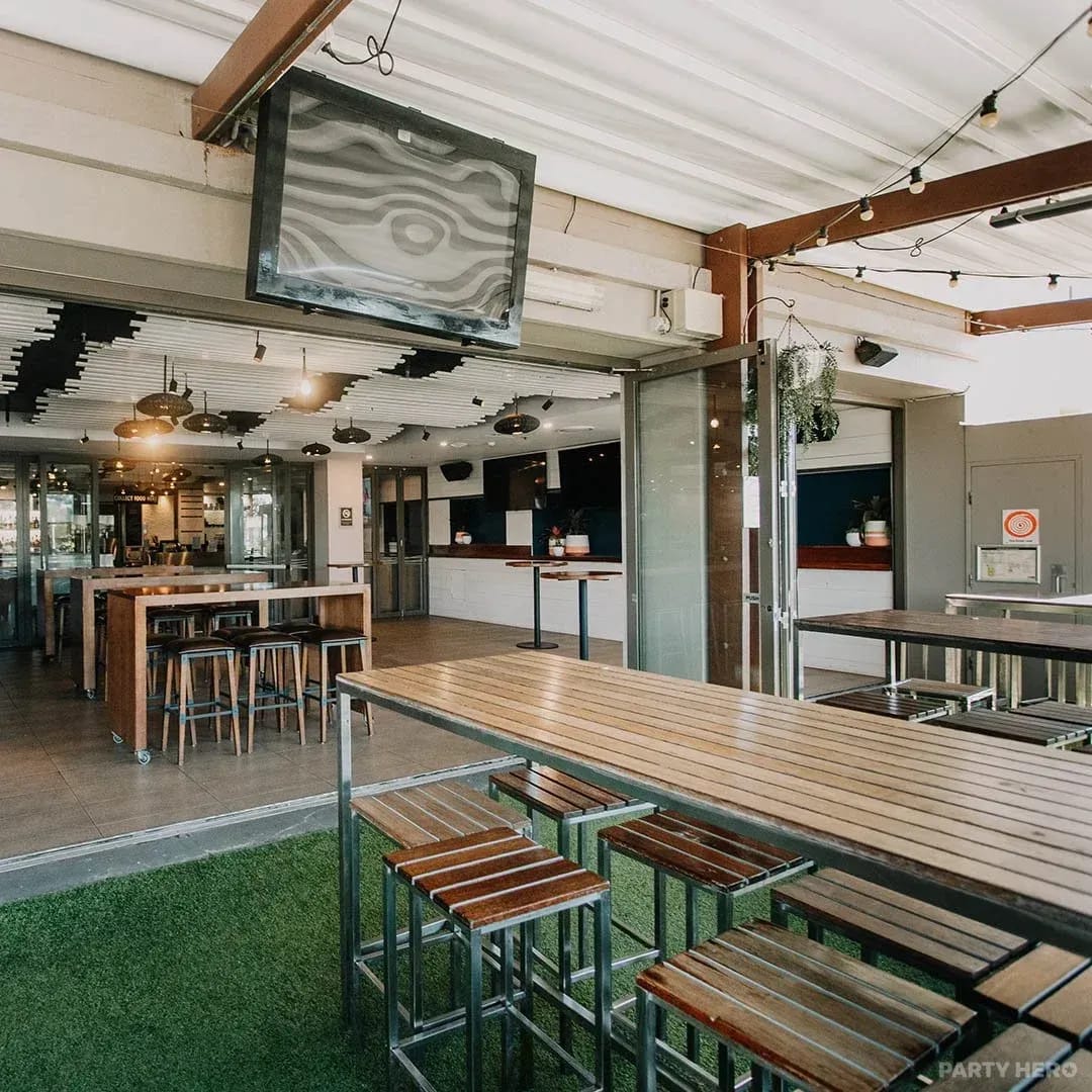 Narrabeen Sands Hotel - party venue in Sydney