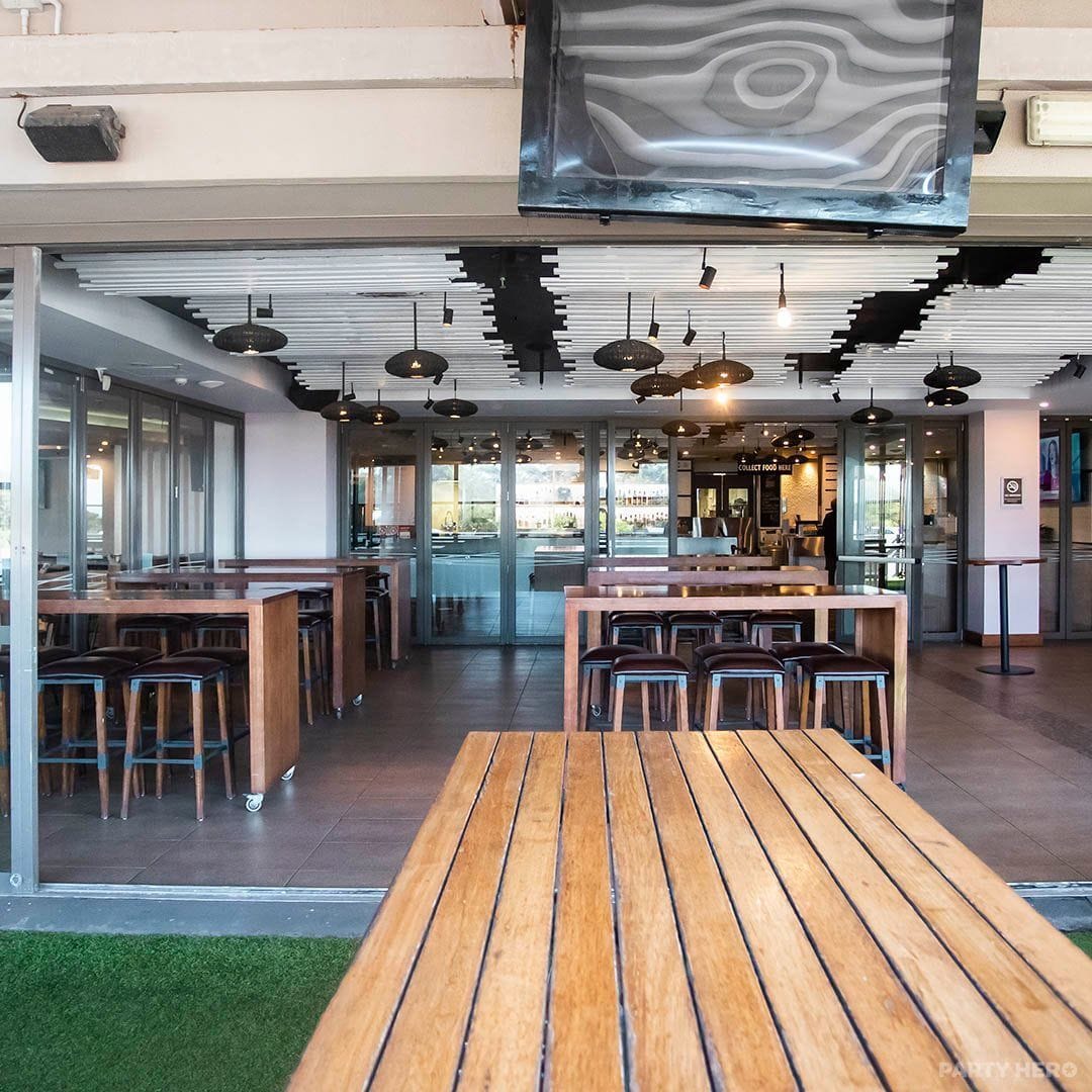 Narrabeen Sands Hotel - party venue in Sydney