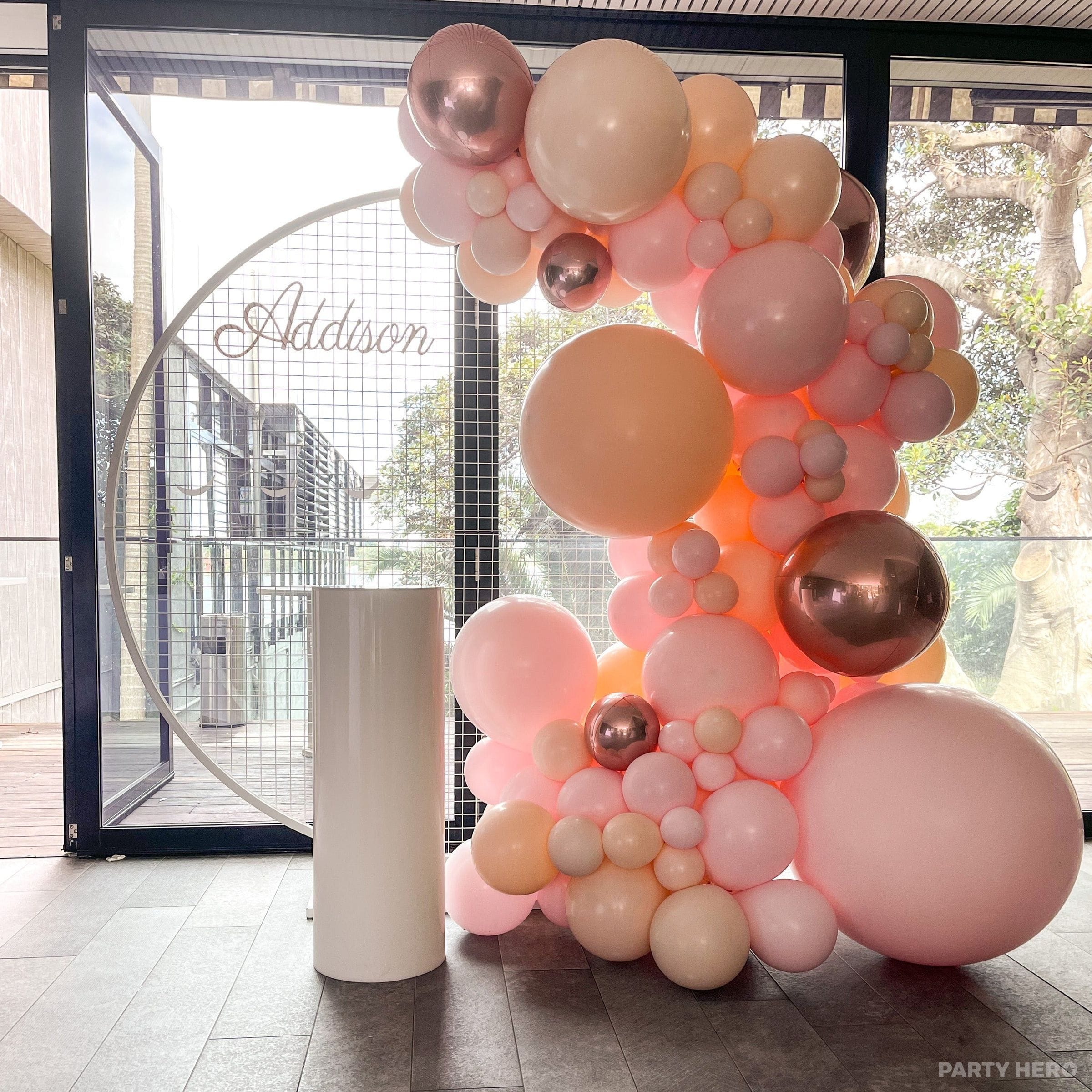 Balloon Couture activity in Sydney - group bookings