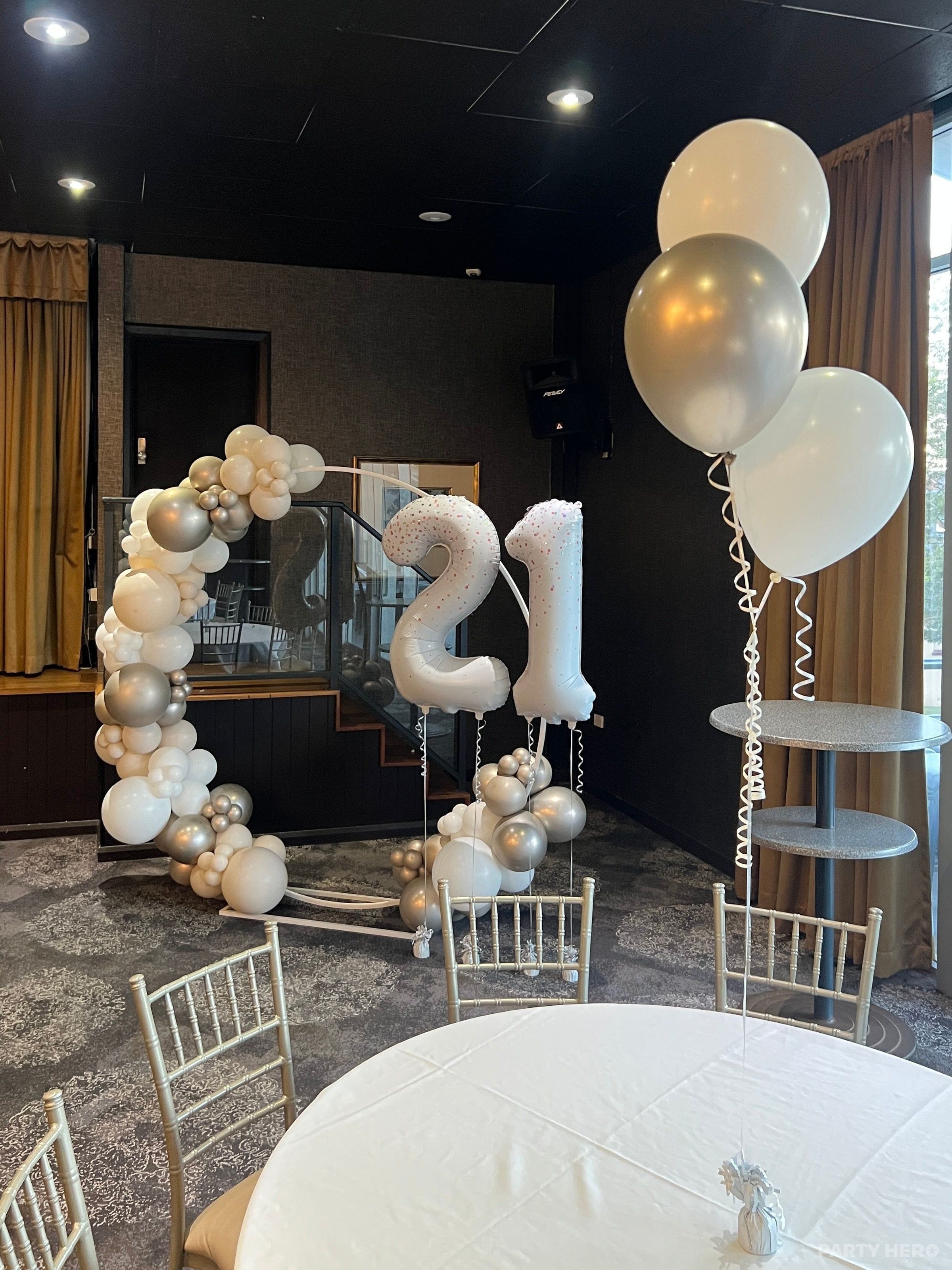 Bunches Balloon Boutique - balloon and party decorations in Wollongong