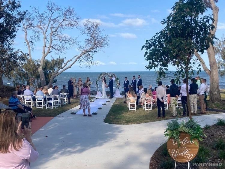 Ceremonies by Tracey - wedding celebrant in Brisbane