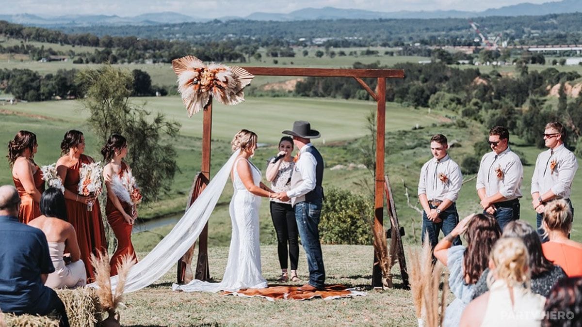 Michelle & Dusty Wedding Ceremonies - marriage celebrant in the Hunter Valley