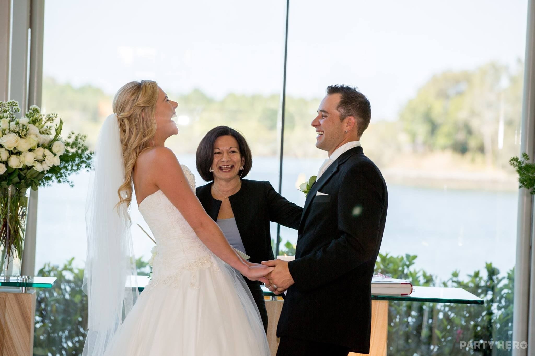 Debbie Payne Celebrant - wedding celebrant in Brisbane