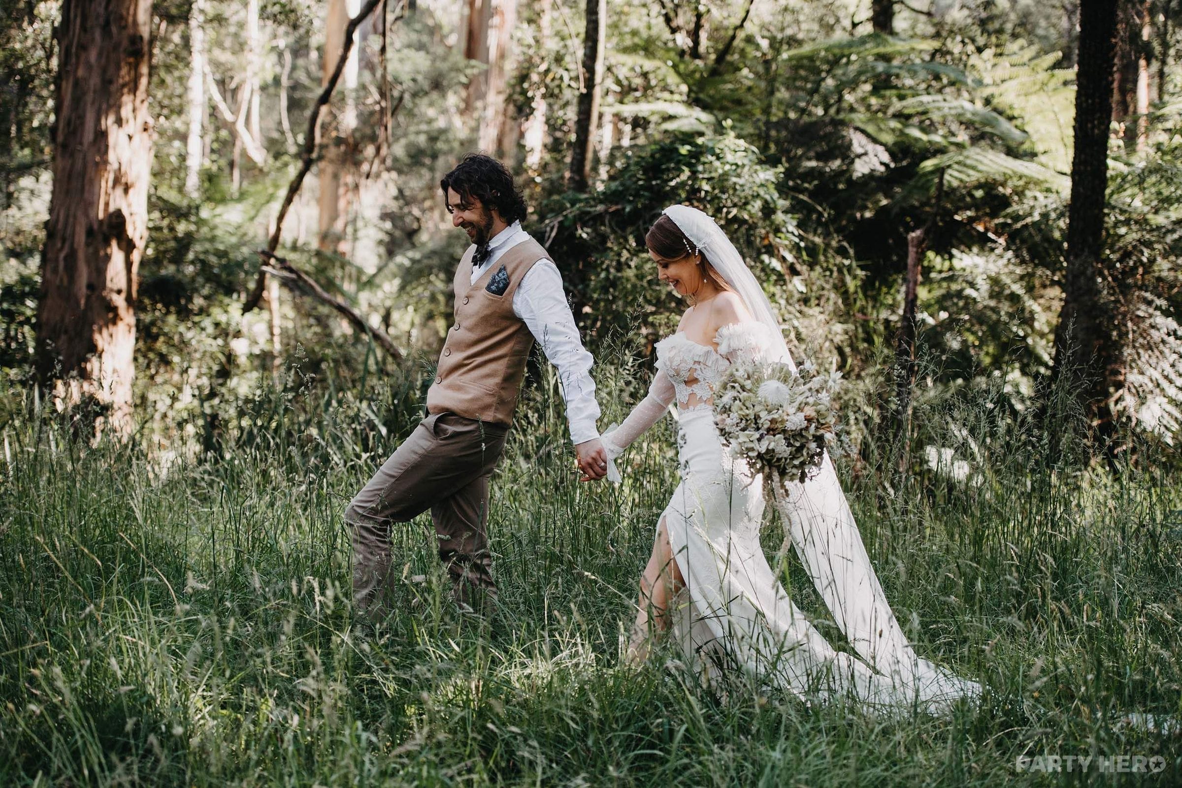 Dandenong Ranges Weddings - wedding celebrant in the Yarra Valley
