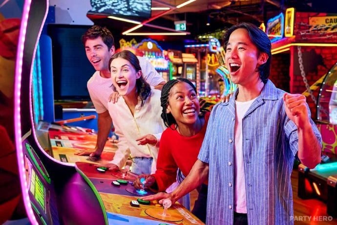 Timezone & Zone Bowling Garden City - ten pin bowling in Brisbane