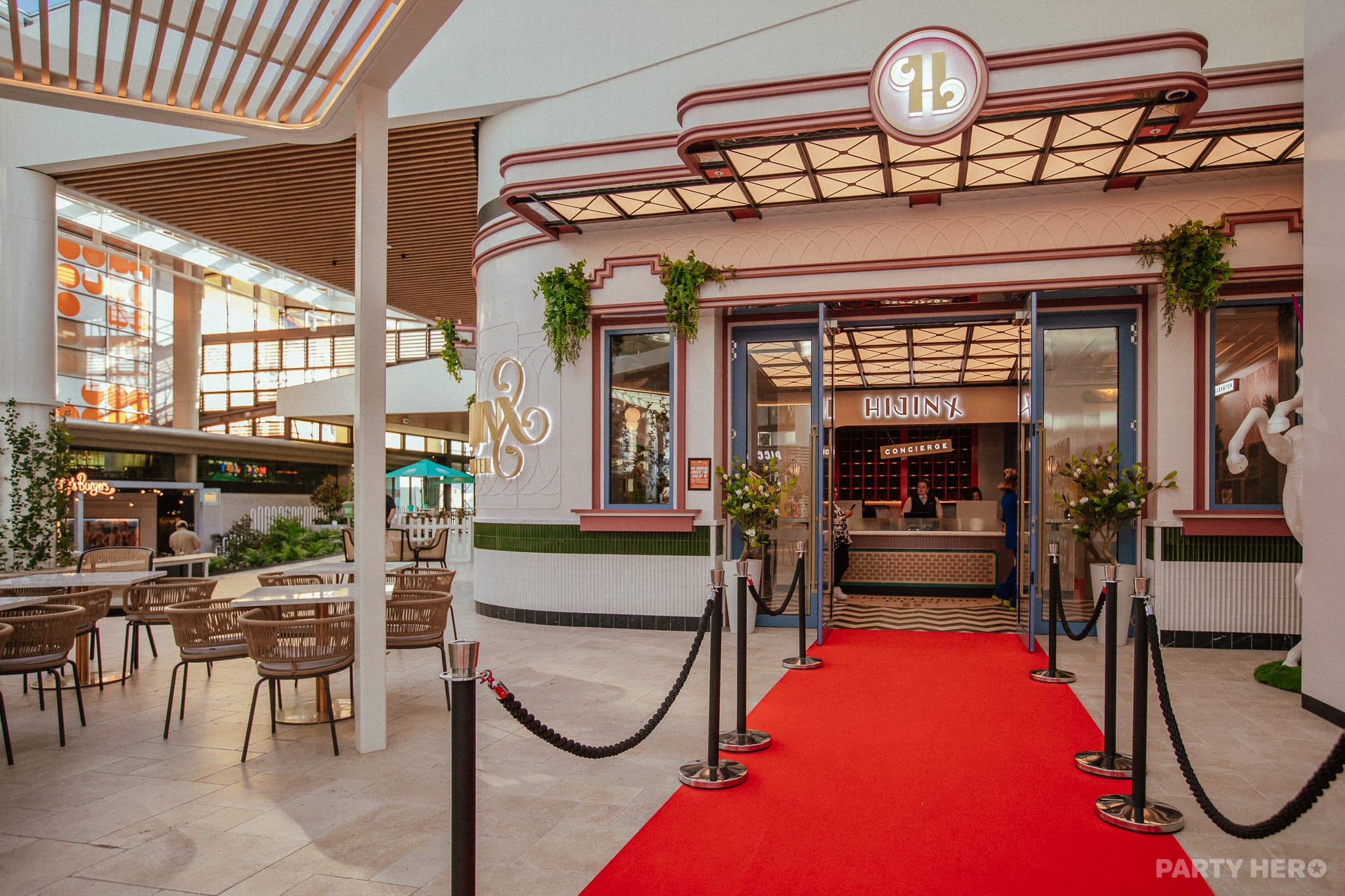 Hijinx Hotel Chadstone - quiz room games in Melbourne