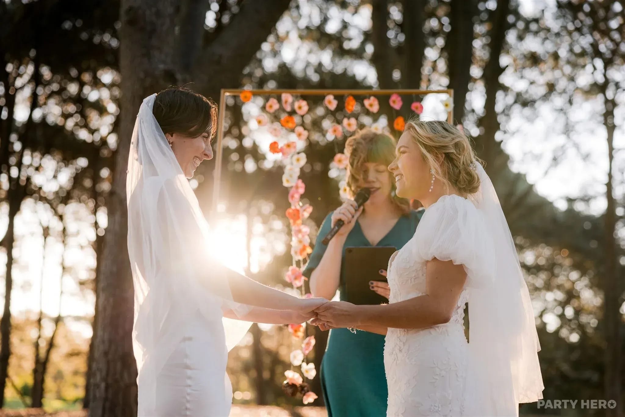 Cinta Celebrant - wedding celebrant on the Central Coast