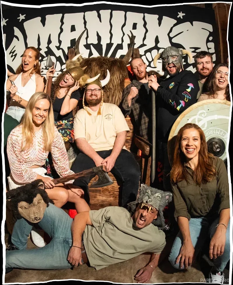 MANIAX Newstead - axe throwing in Brisbane