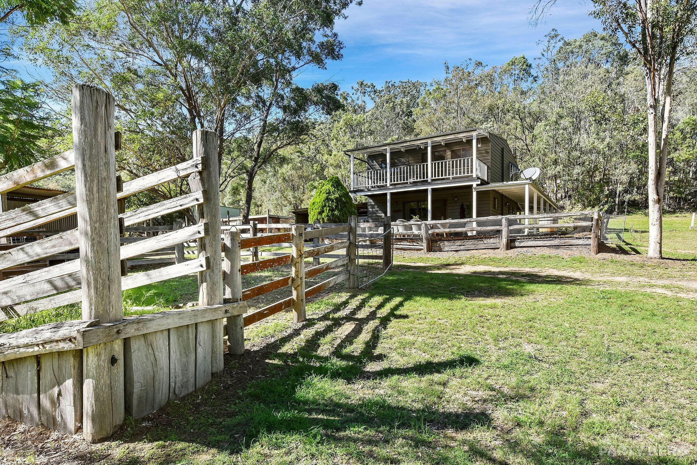 Wollombi Brook Family Farm Stay - accommodation in the Hunter Valley