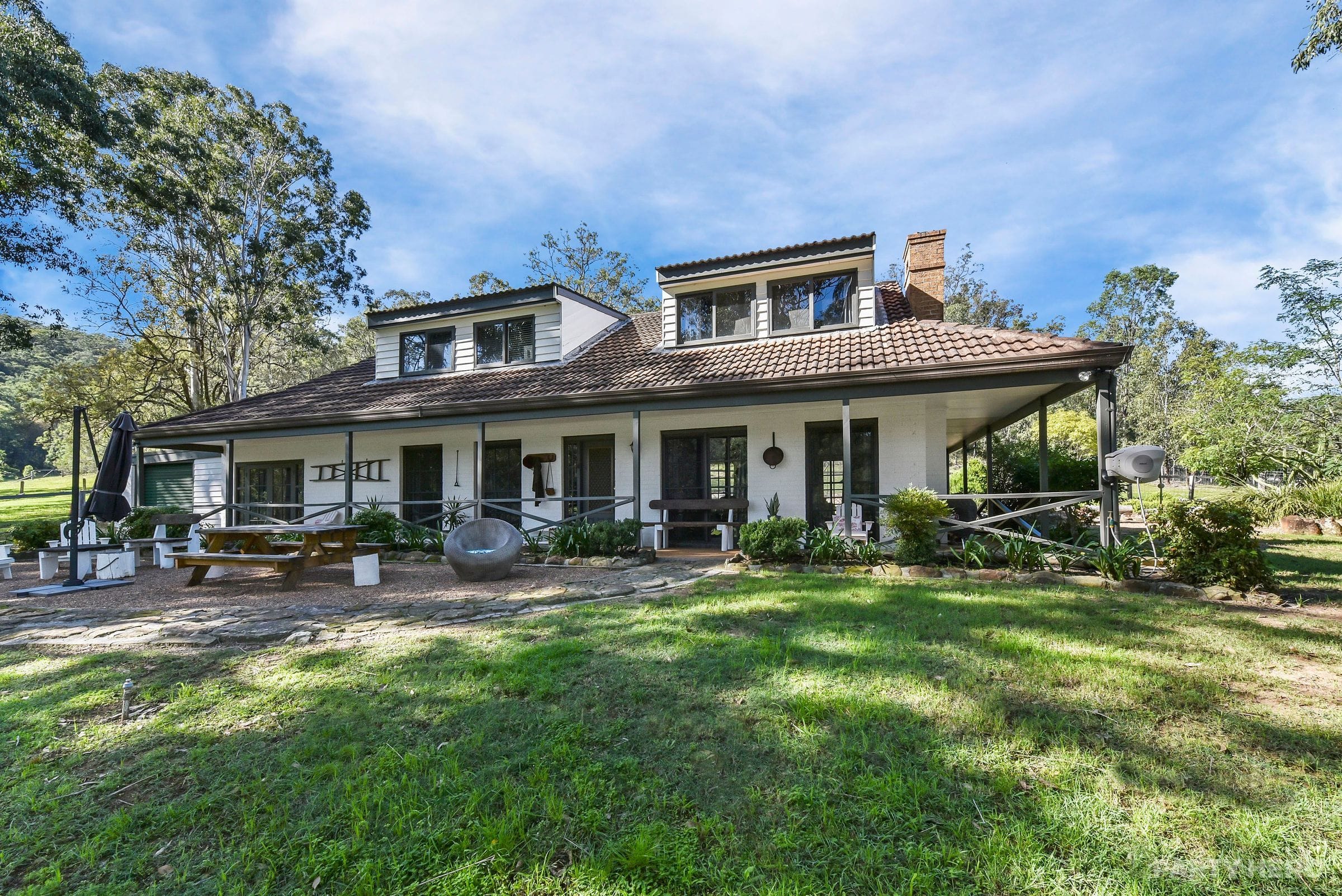 Wollombi Brook Family Farm Stay - accommodation in the Hunter Valley