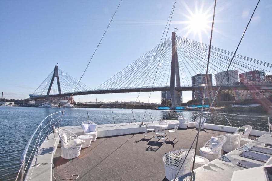 Aussie Magic - Sydney Harbour boat hire