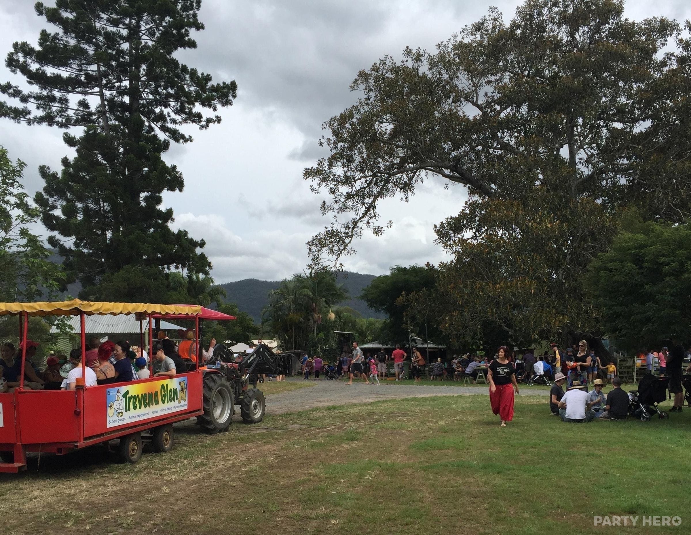 Trevena Glen Farm - horse riding in Brisbane