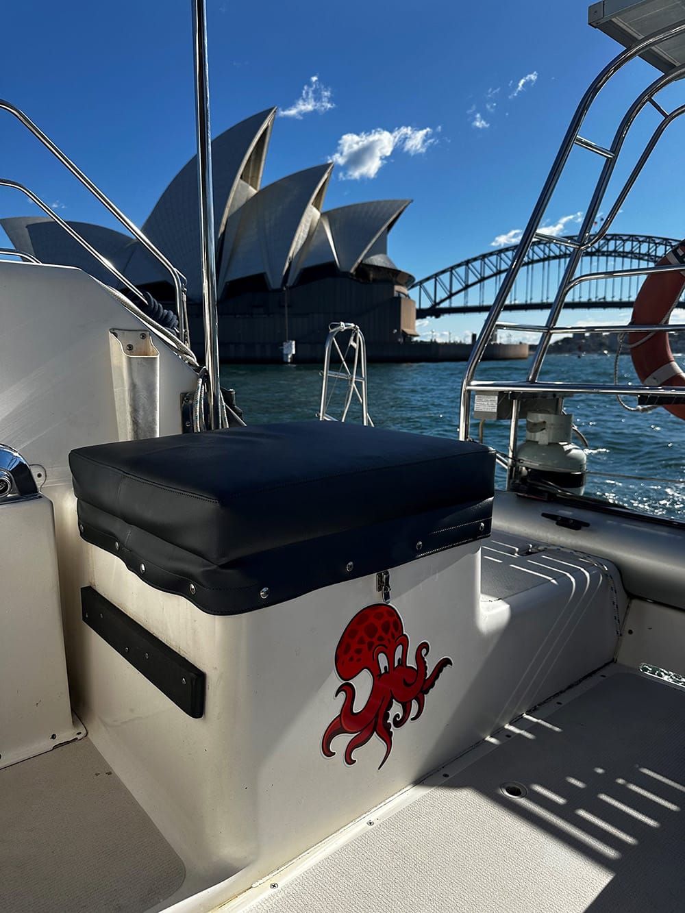 What's Kraken - Sydney Harbour boat hire