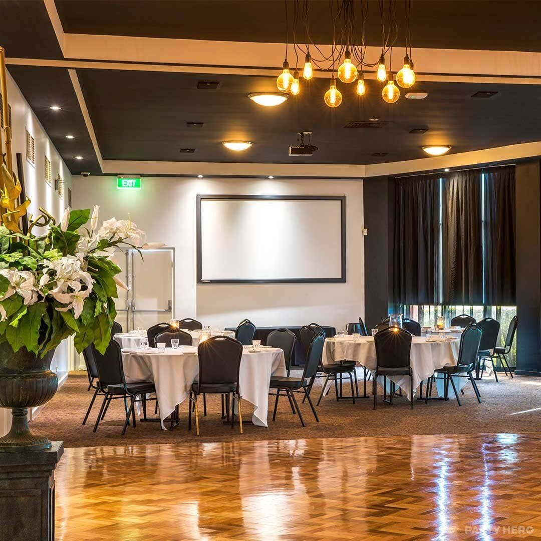 Seaford Hotel - party venue on the Mornington Peninsula