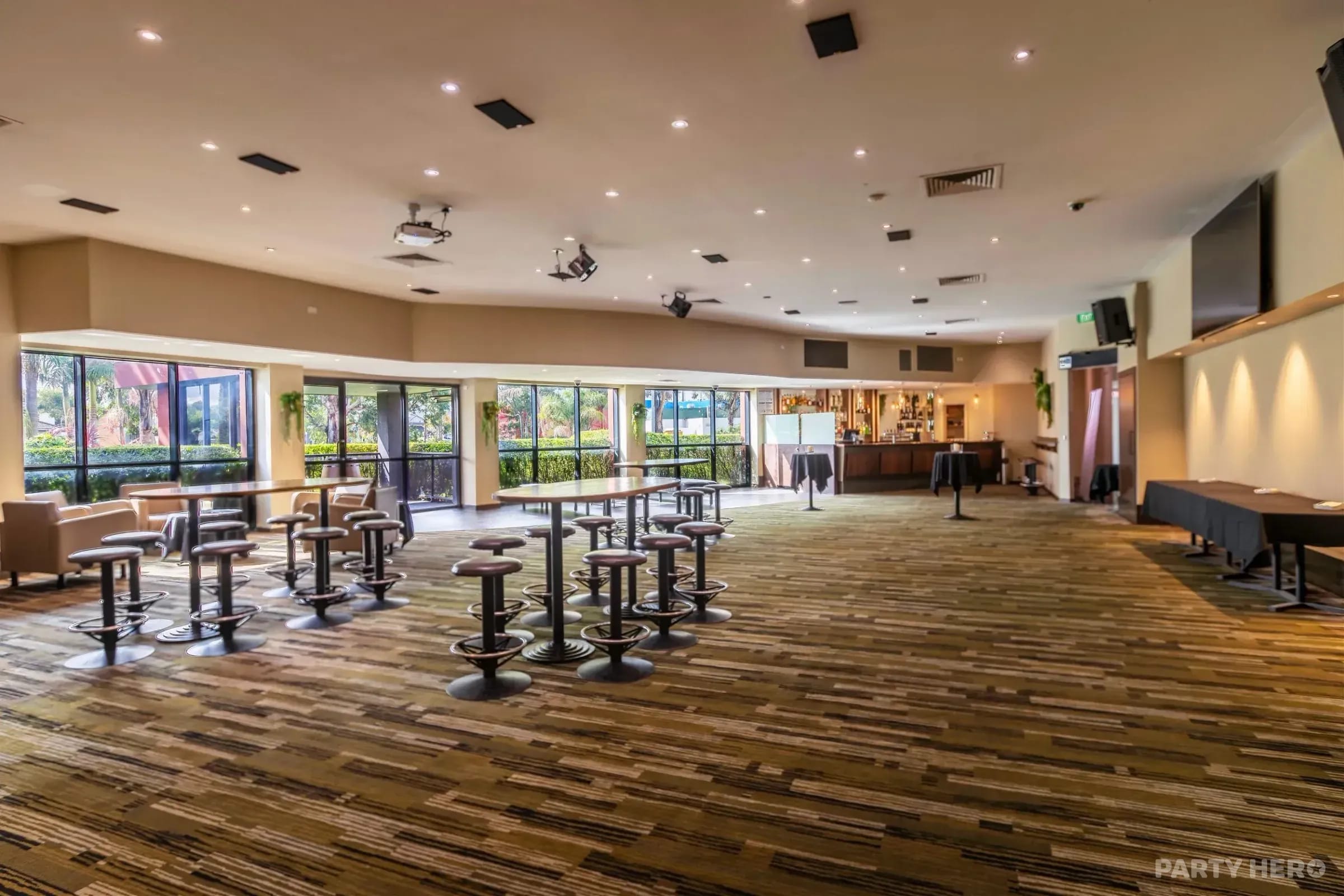 Seaford Hotel - party venue on the Mornington Peninsula