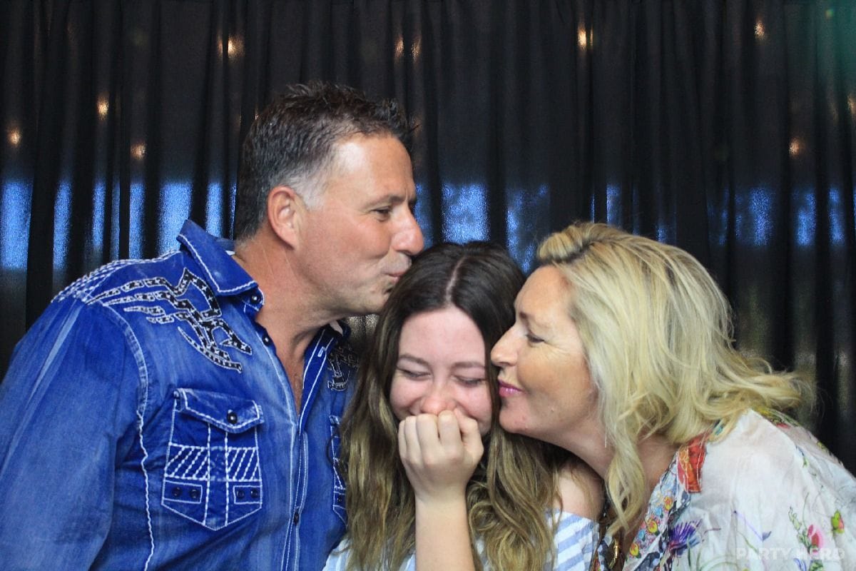 Clik Photo Booths - photobooths on the Mornington Peninsula