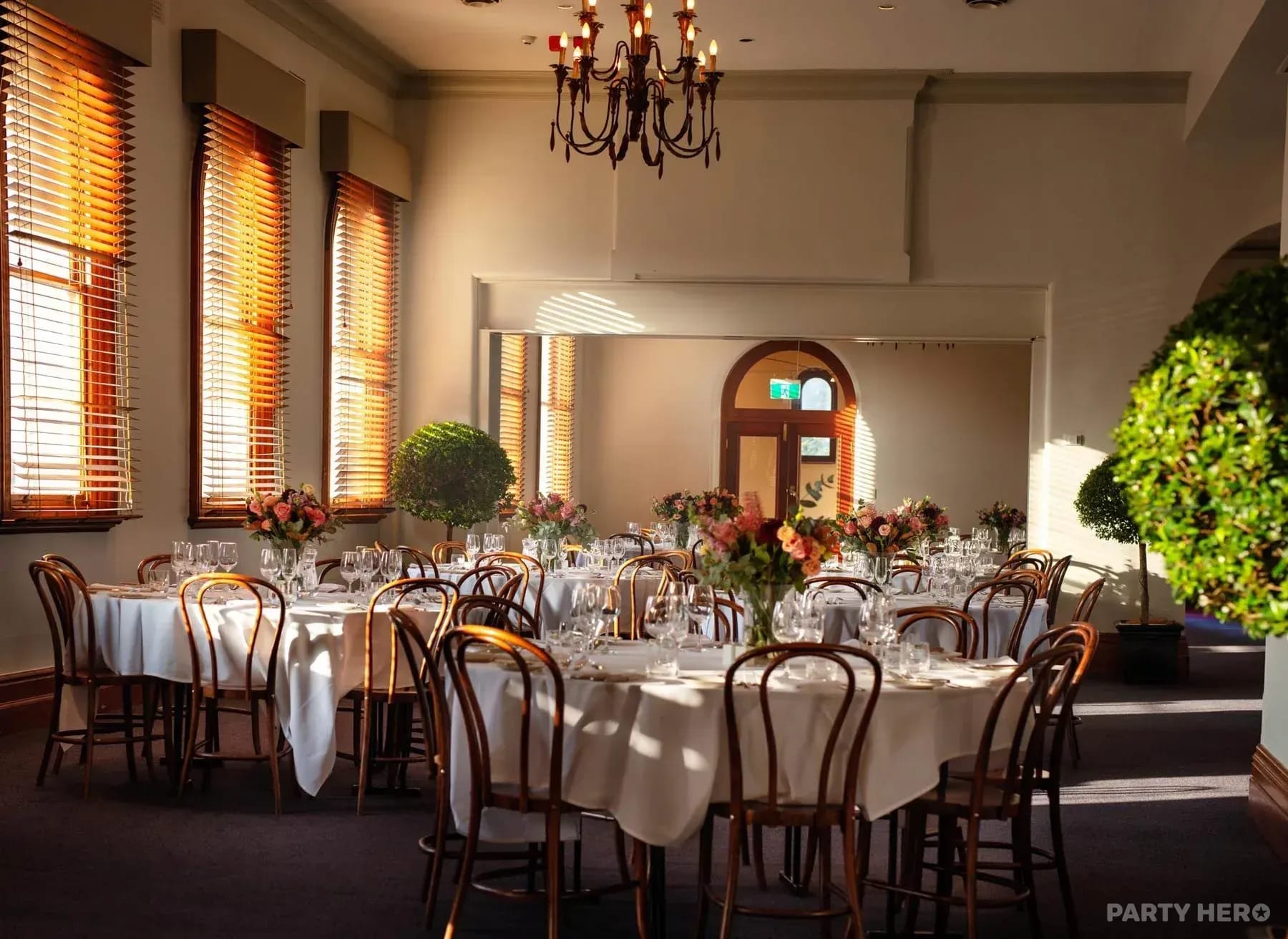 Customs House Hotel - party venue in Newcastle