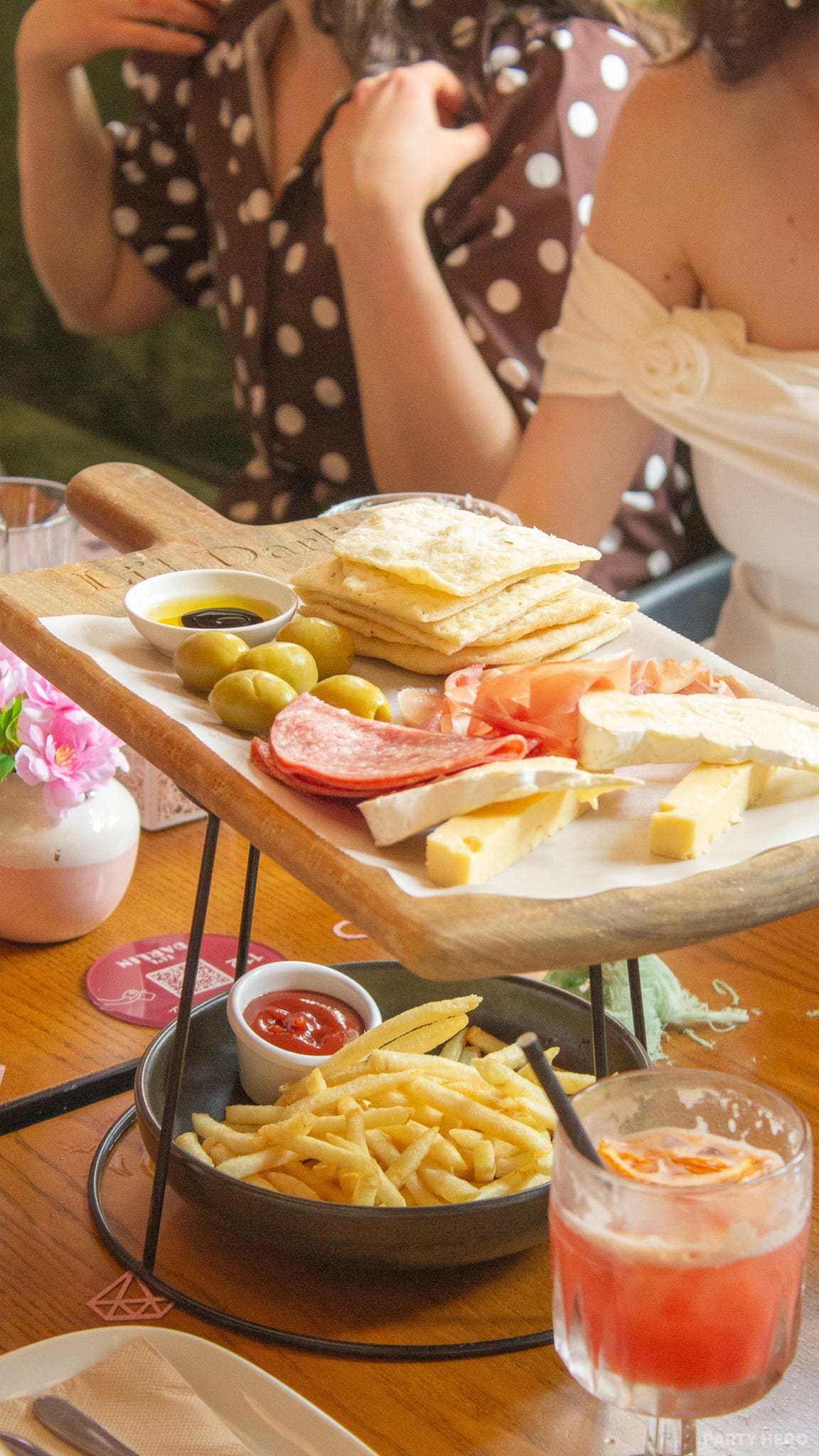 Li'l Darlin Surry Hills cocktail classes in Sydney - group bookings