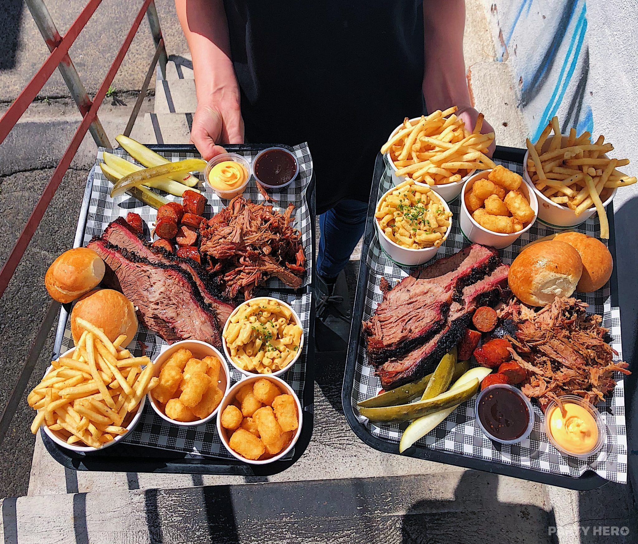 2 Smoking Barrels - caterers in Wollongong