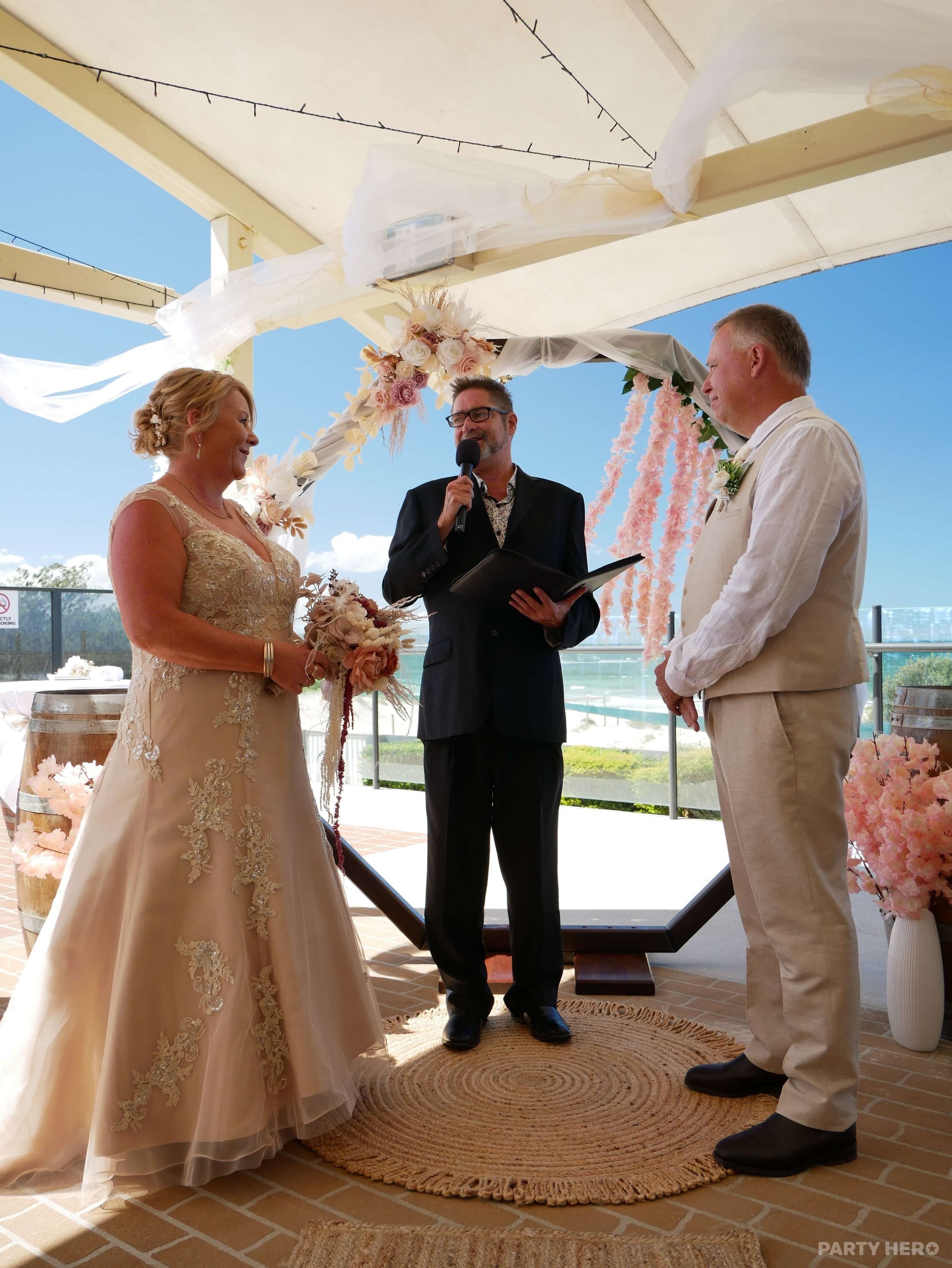 Jamie Forsberg Celebrant - wedding celebrant in Port Stephens