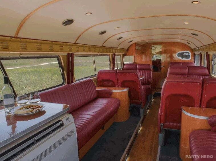 Fantastic Aussie Tours - party bus hire in the Blue Mountains