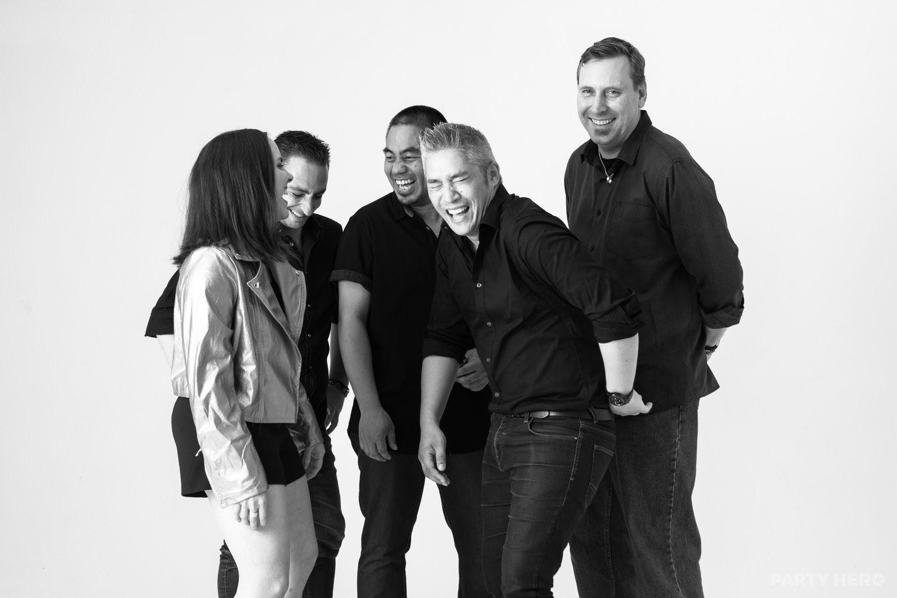 Acoustic Autograph Entertainment activity in Sydney - group bookings