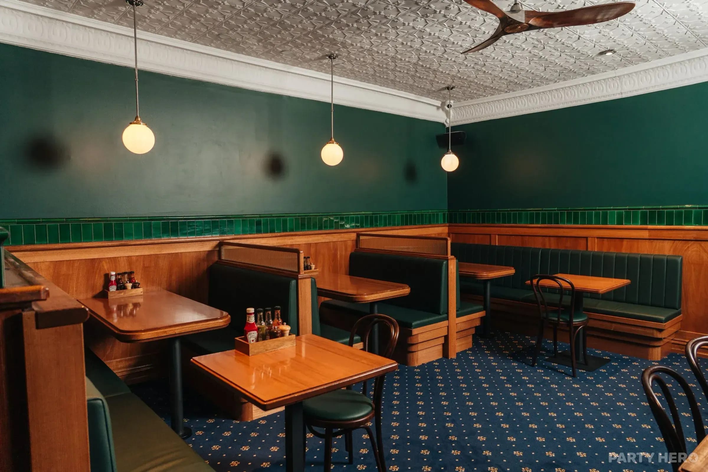 Three Crowns Hotel - party venue in Melbourne