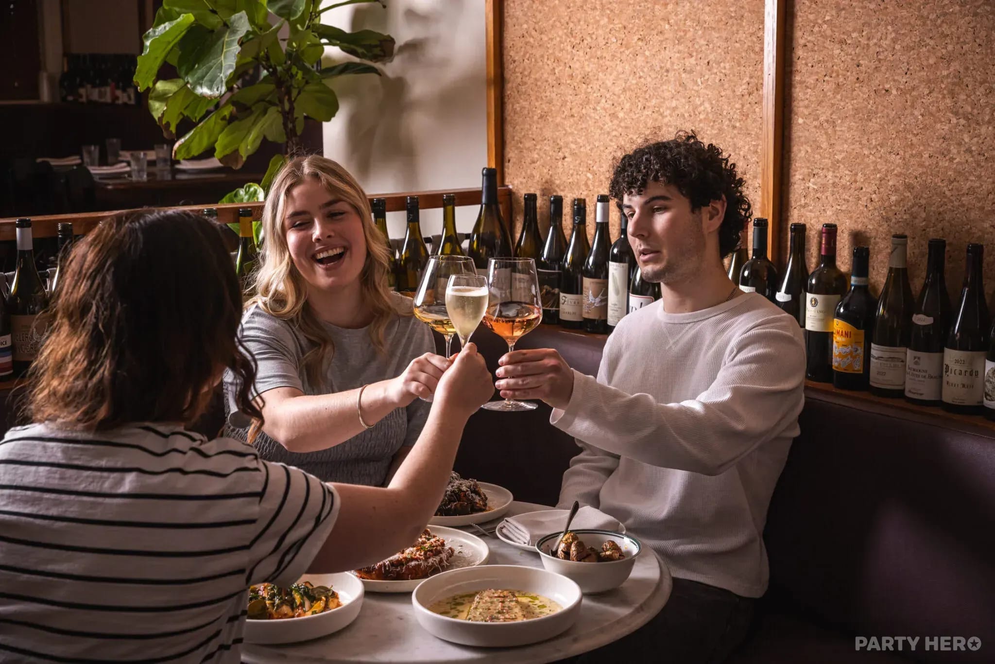 Folly's Bar & Bistro - party venue in Sydney