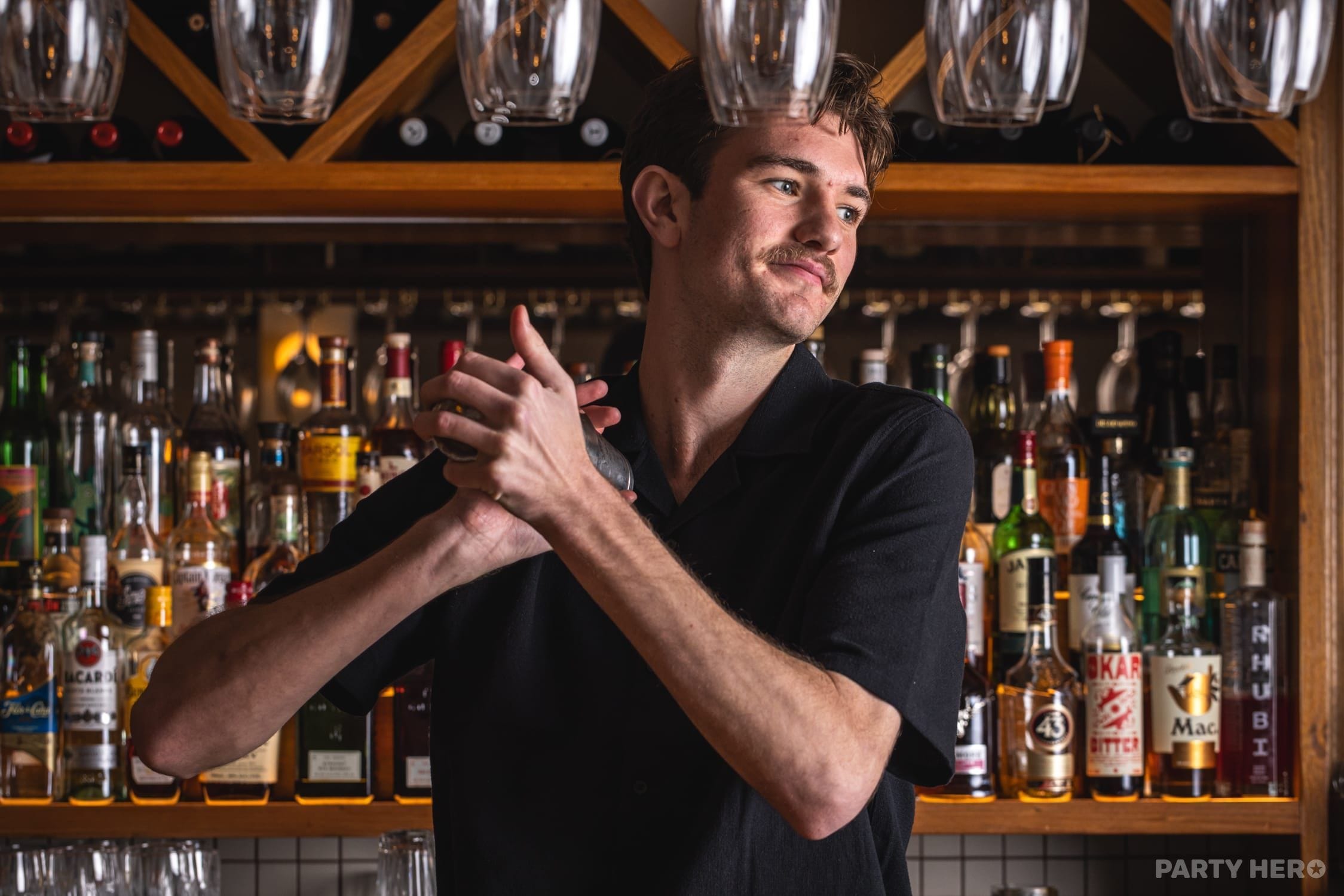 Folly's Bar & Bistro - party venue in Sydney