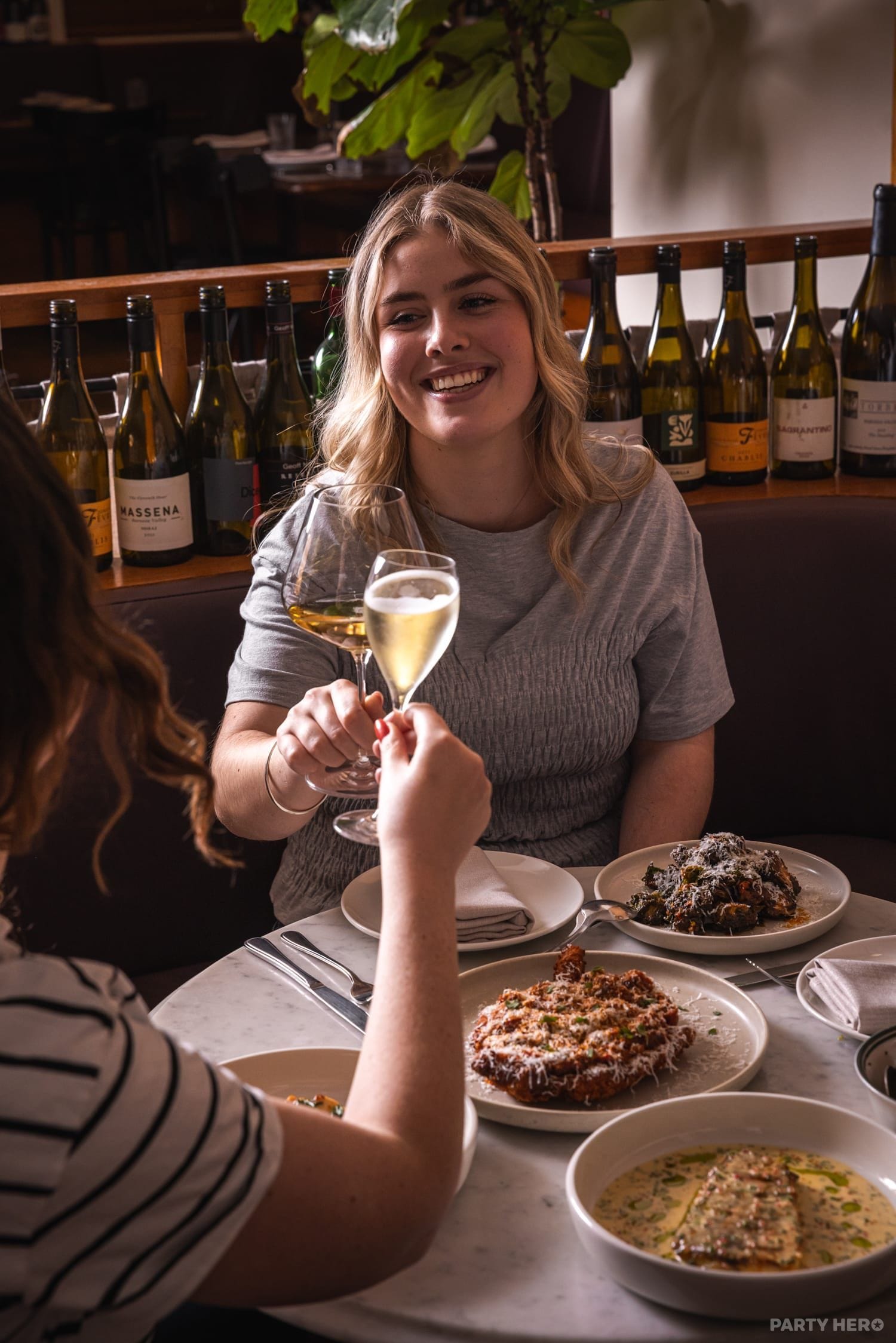 Folly's Bar & Bistro - party venue in Sydney